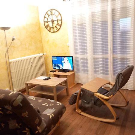 Bellejoie - Appartement T3- Poitiers Sud - Direct Futuroscope - Parking Et Wifi Gratuit 外观 照片