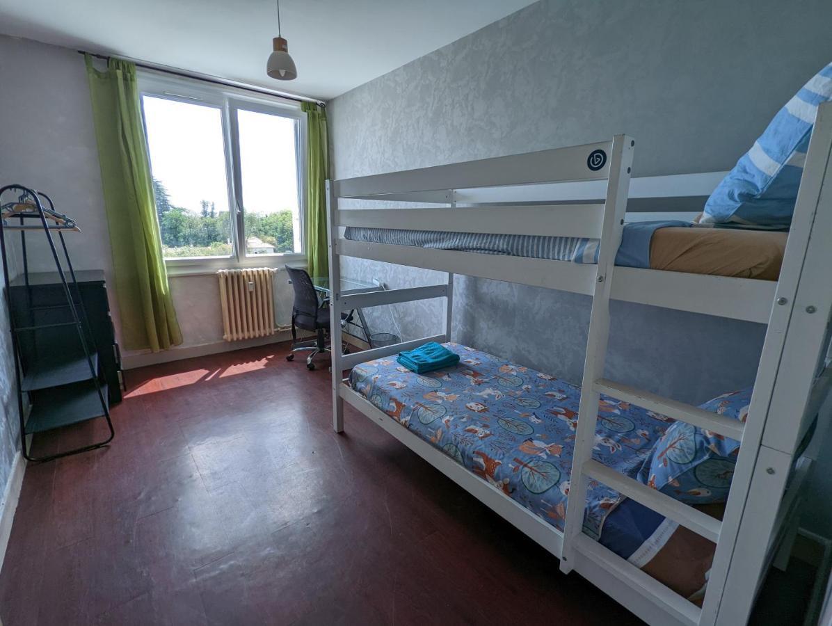 Bellejoie - Appartement T3- Poitiers Sud - Direct Futuroscope - Parking Et Wifi Gratuit 外观 照片