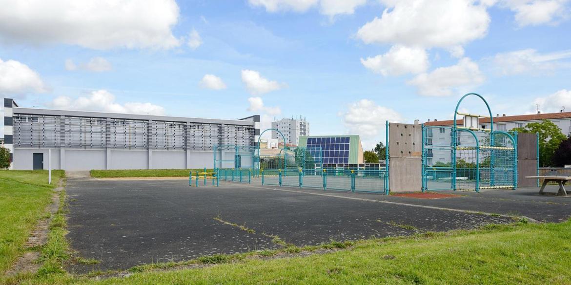Bellejoie - Appartement T3- Poitiers Sud - Direct Futuroscope - Parking Et Wifi Gratuit 外观 照片